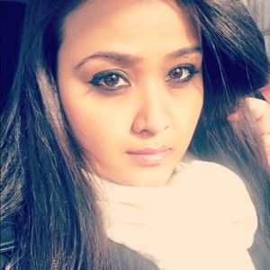 Meet your Posher, Nida